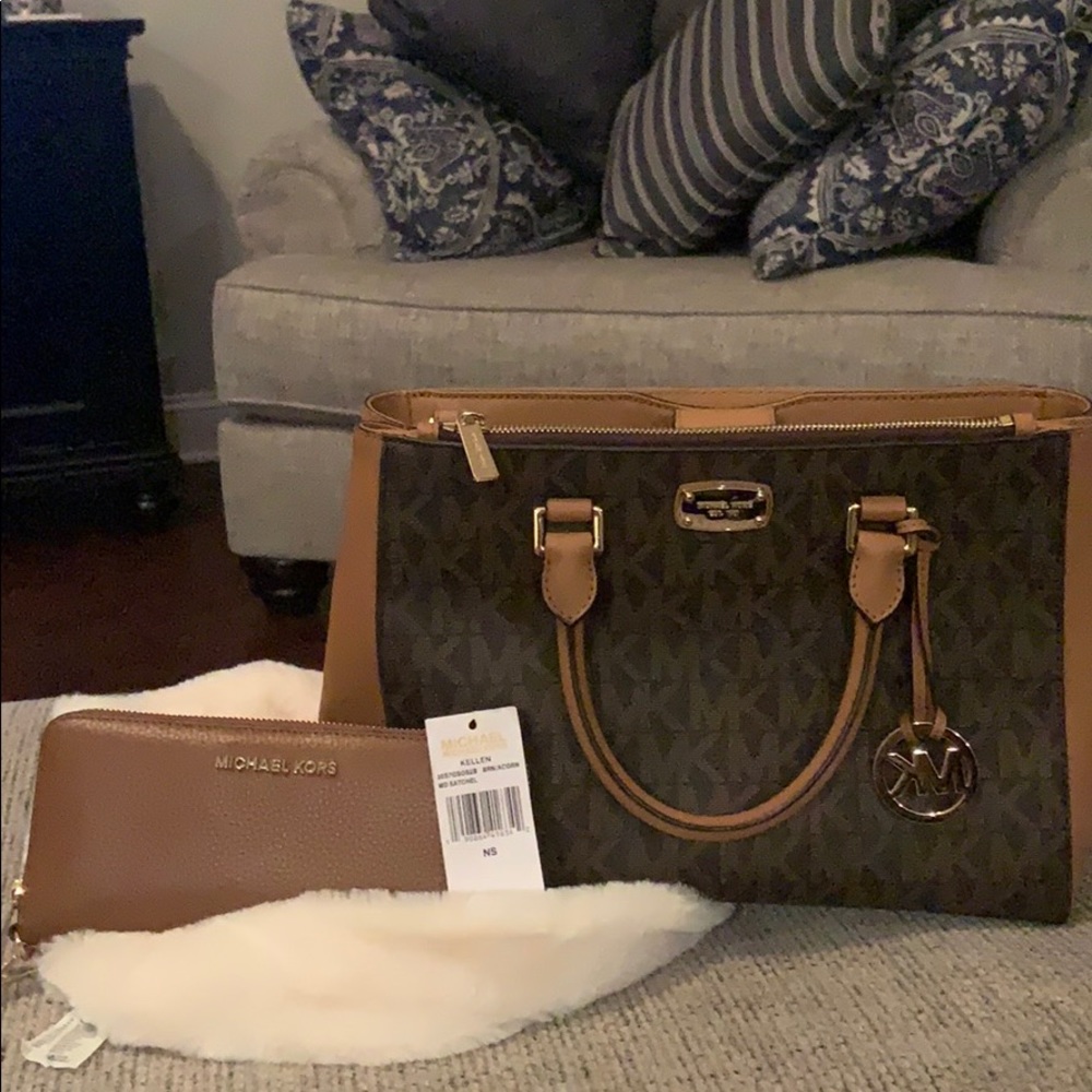 Micheal Kor purse